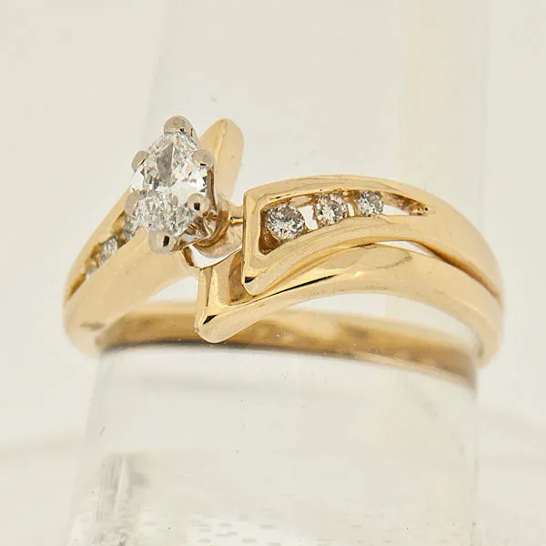 0.50 CTW Marquise Diamond 14K Gold Bridal Wedding Set