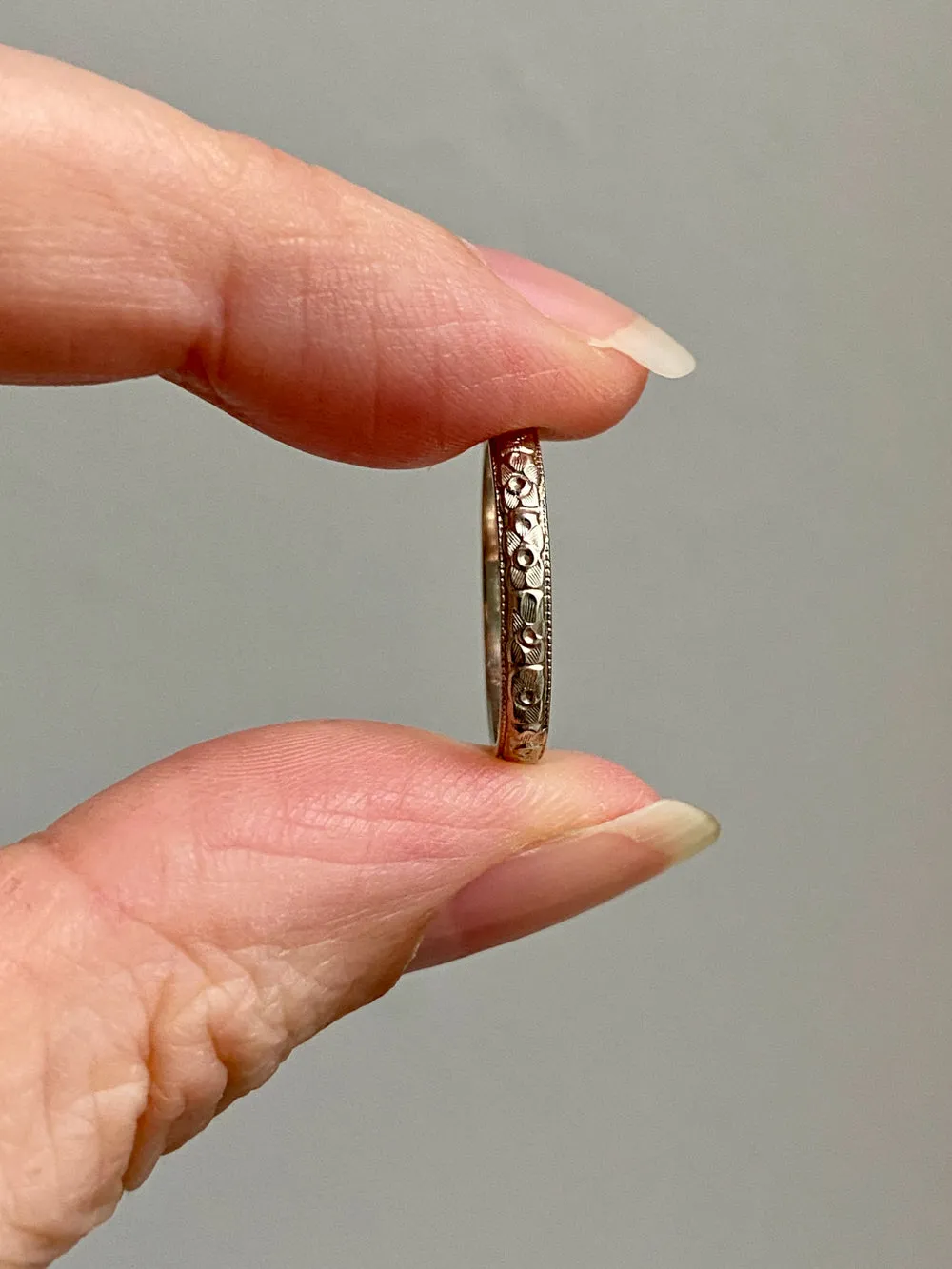 18k White Gold Vintage Wedding Band with Etched continuous Blossom Pattern- Zurich Band - size 5.75