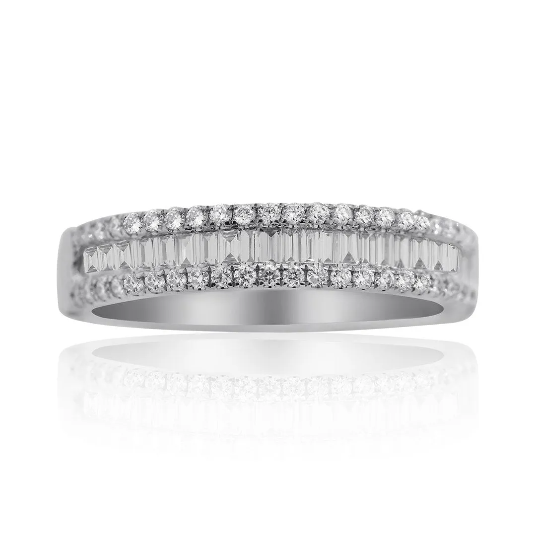 18K White Solid Gold Womens Baguette Diamond Wedding Band 0.59 Ctw