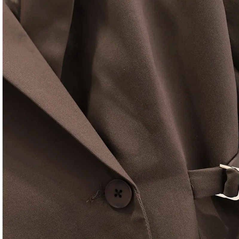 Adelaide – Timeless Women’s Blazer with Elegant Flair