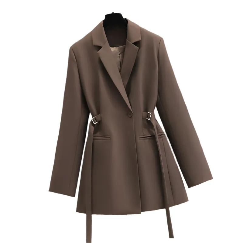 Adelaide – Timeless Women’s Blazer with Elegant Flair