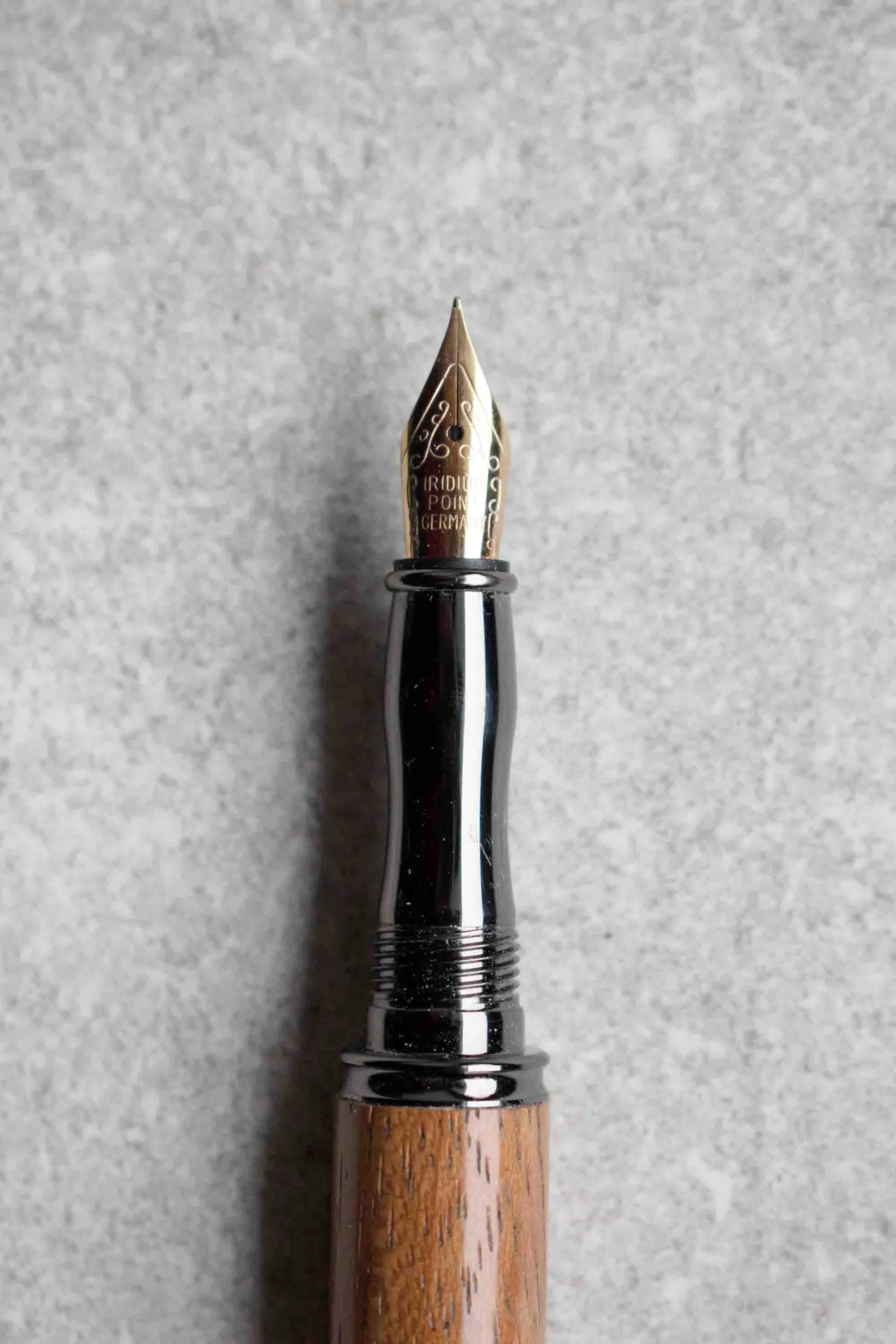 Admin - Premium Hand Turned Fountain or Rollerball Pen / Jatoba Cherry Wood