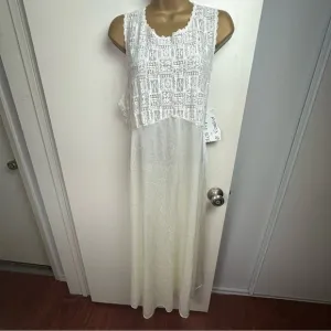 Adonna Cream/Off White Vintage Lacey Nylon Satin Back Cutout Night Gown NWT XL