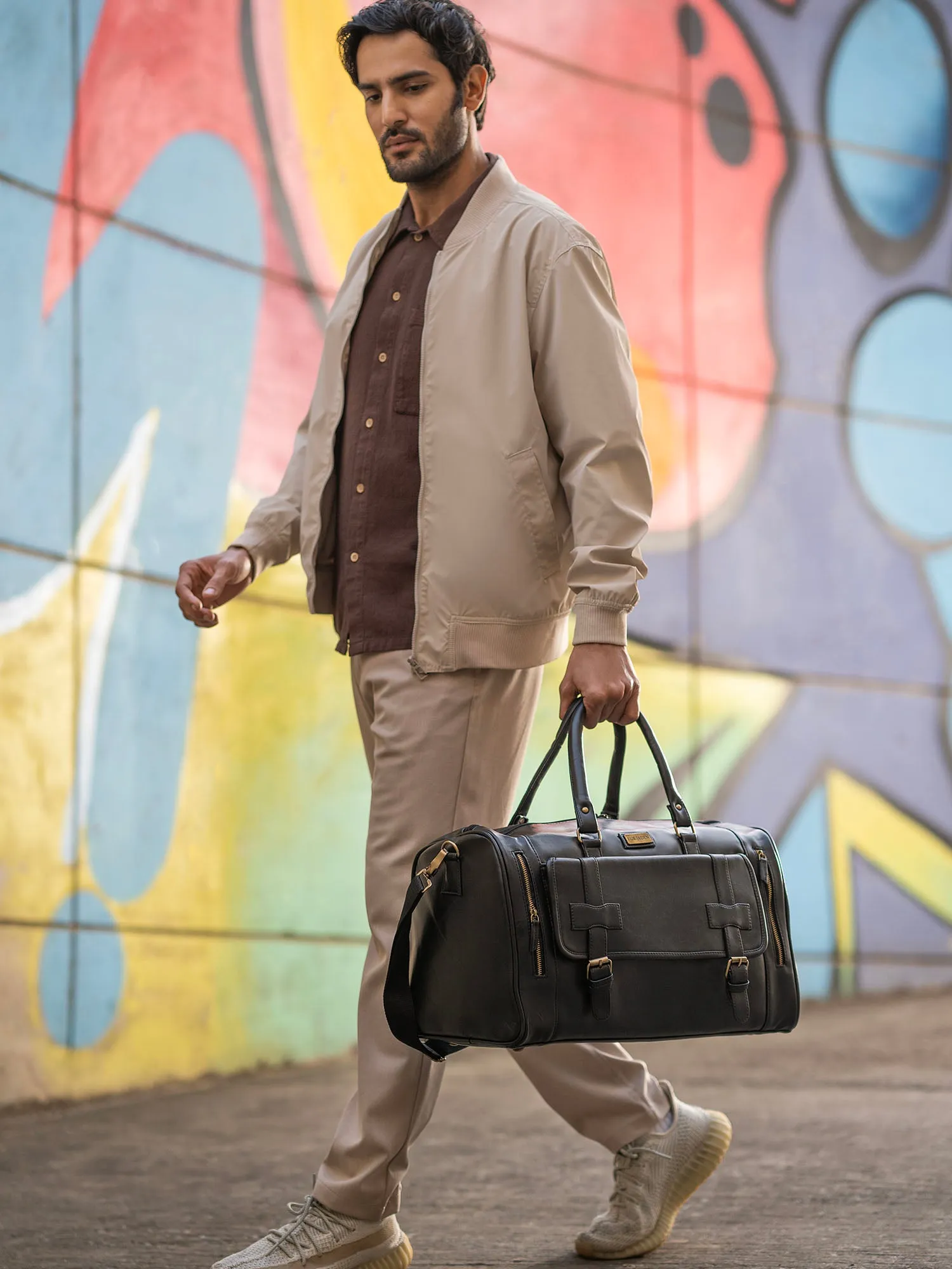 Black Travel Duffle Bag With Shoe Pocket