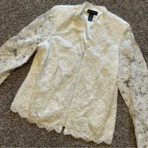 Cachet women’s 18W white floral jacket formal bridal elegant top lace sheer NWT