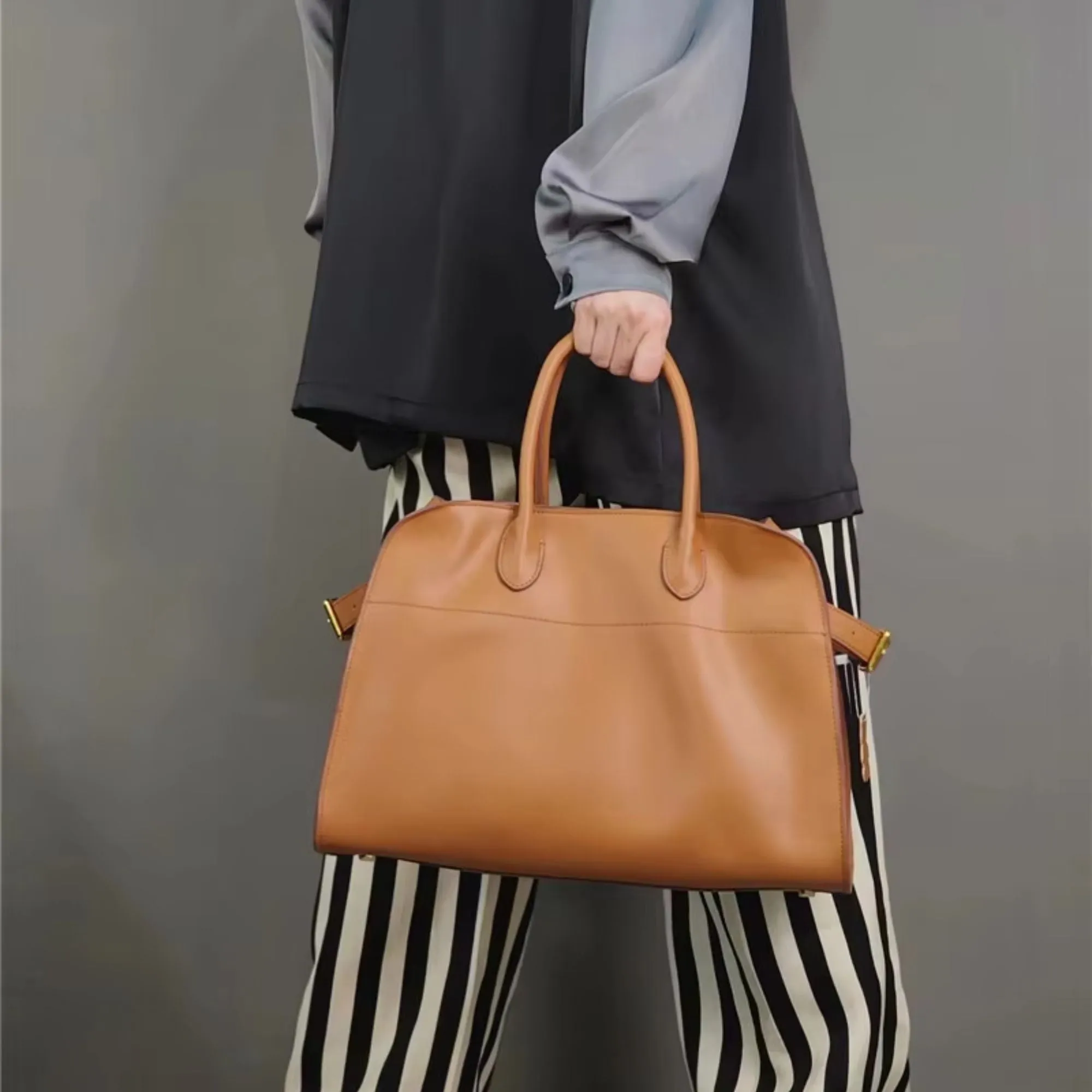 Cowhide Leather Retro Handbag | Women Tote Bag