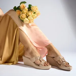 Crystal pink wedges