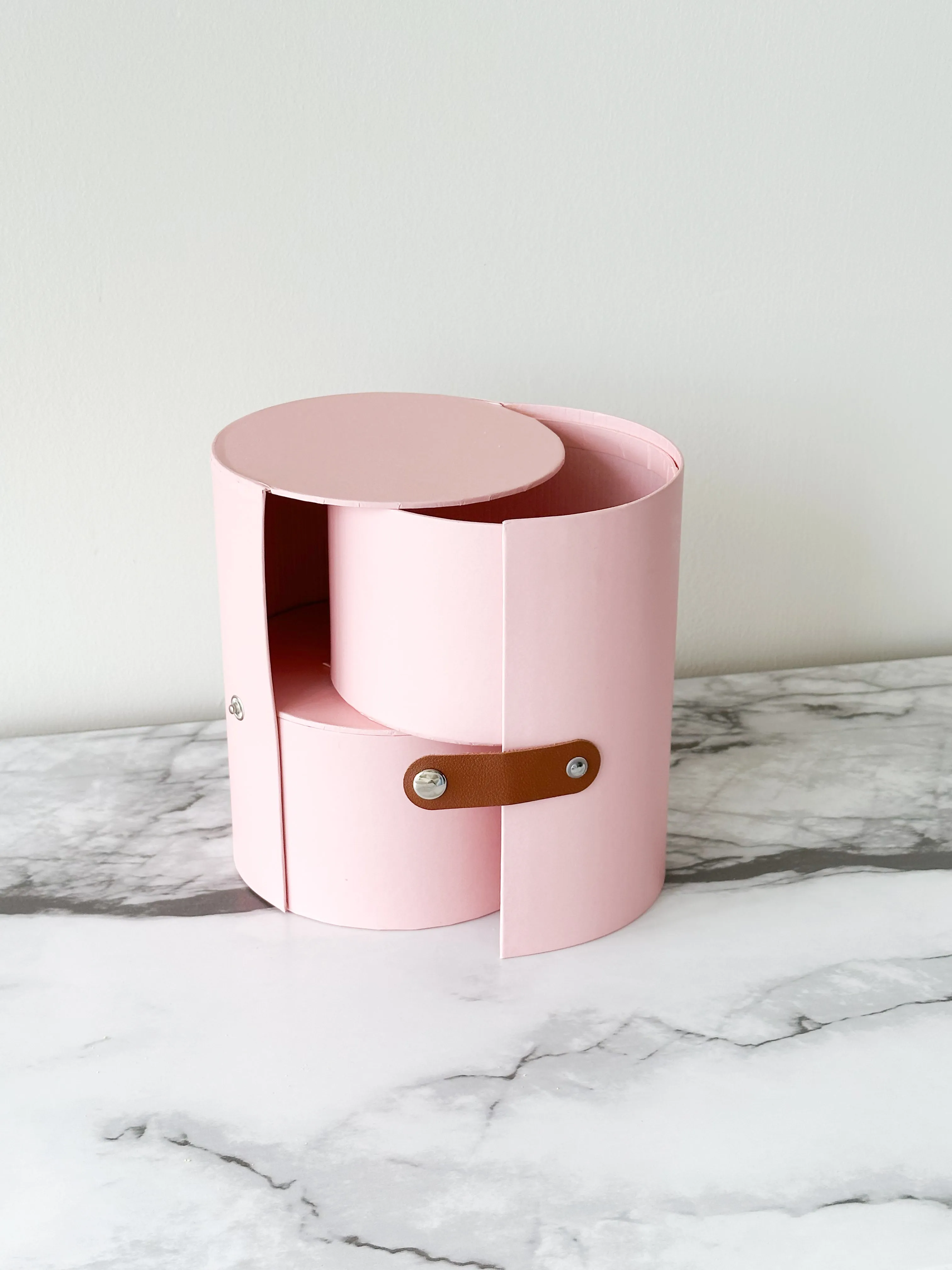 Cylinder two drawer gift box with leather starp