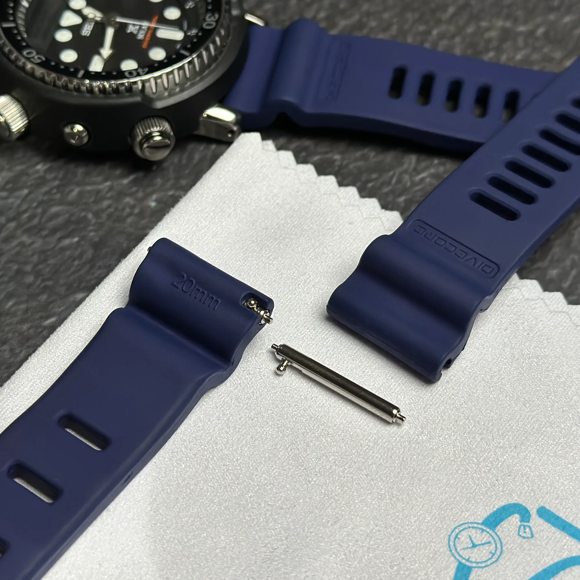 Divecore - FKM Rubber HP Professional Diving Watch Strap - Blue