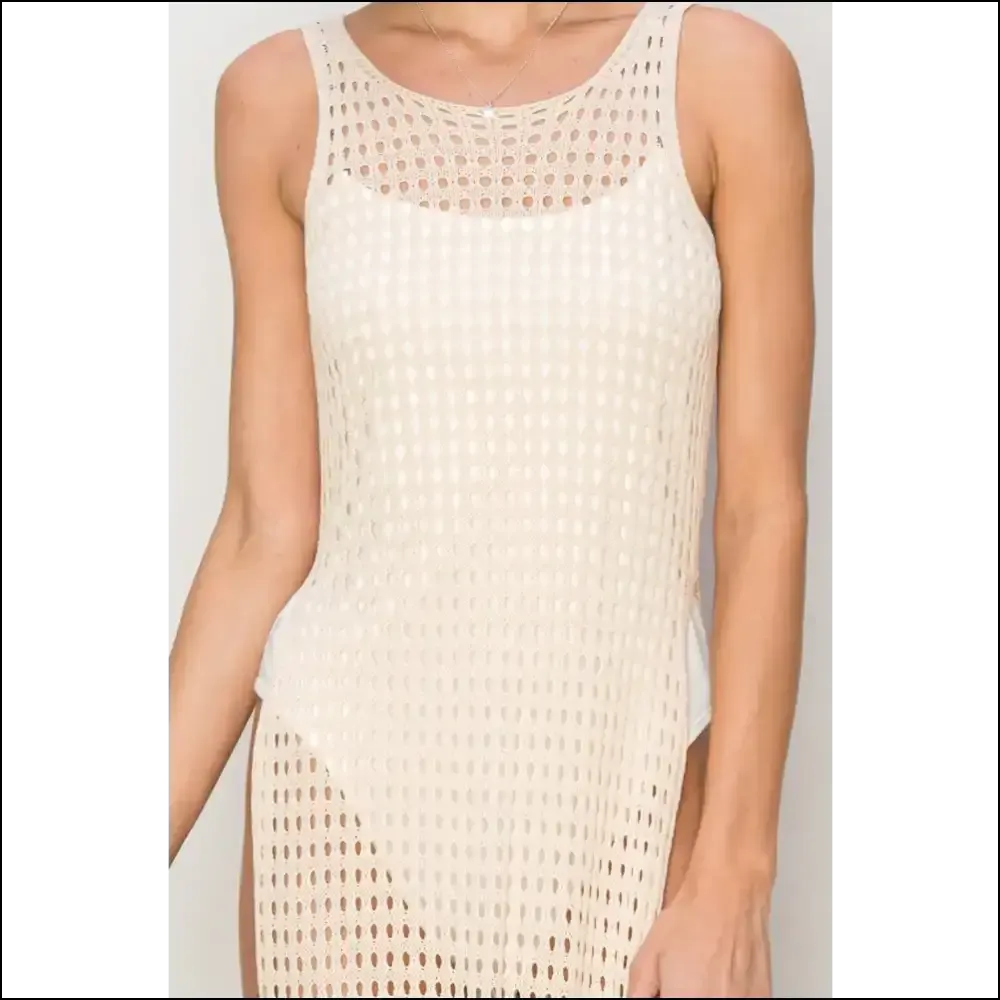 Embrace your Inner Summer Goddess with our Bohemian Crochet Backless Magic! 🌞✨