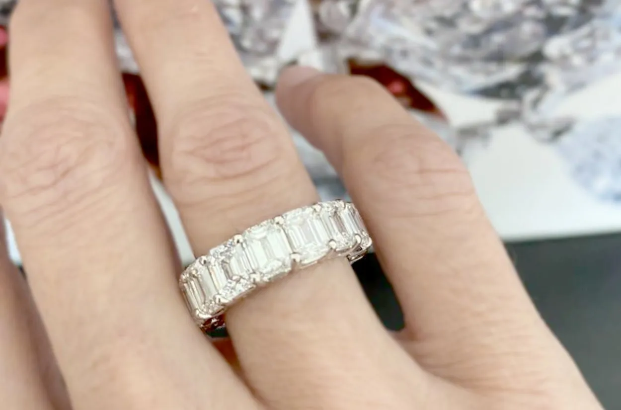 Eternity Ring 10.53 cts Emerald Cut Diamonds & Platinum