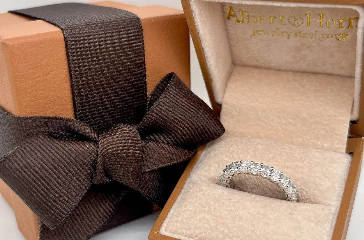 Eternity Ring Platinum & Petite Oval Cut Diamonds 2.23 cts