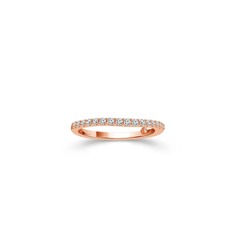 Fink's Exclusive Round Halo Engagement Ring Set with Twist Design