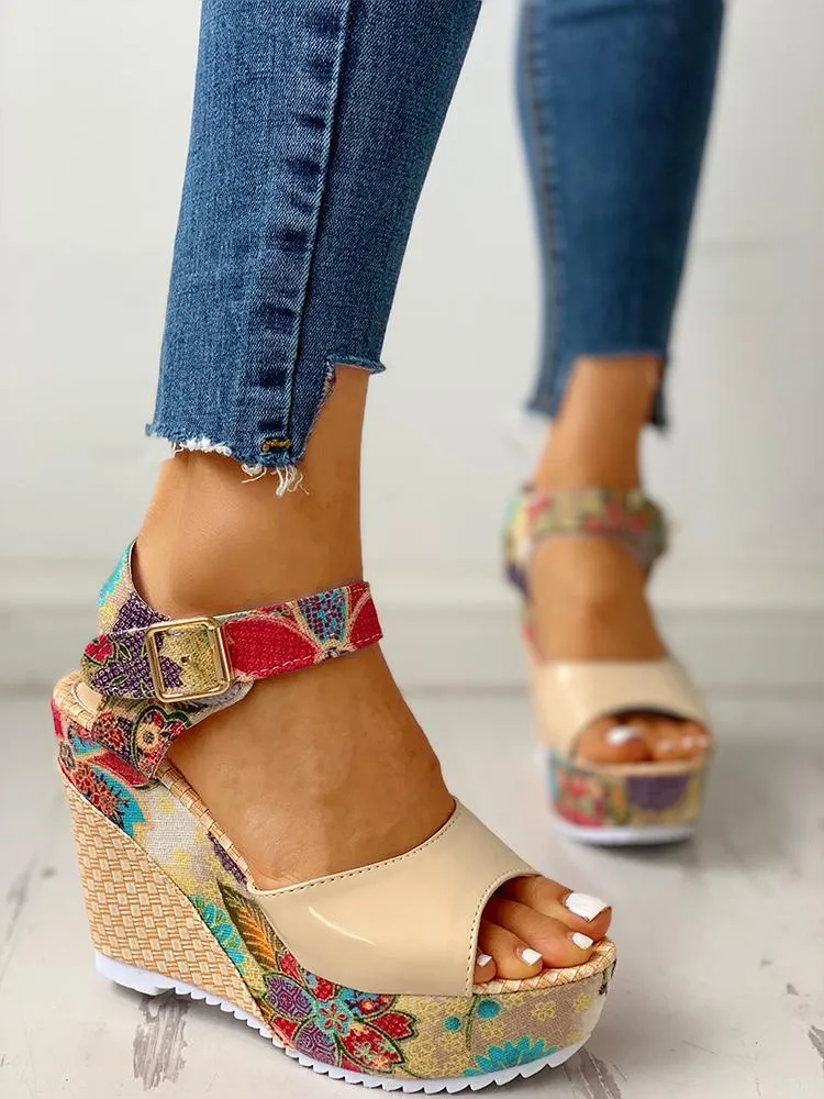 Floral Peep-toe Platform Wedge Sandals