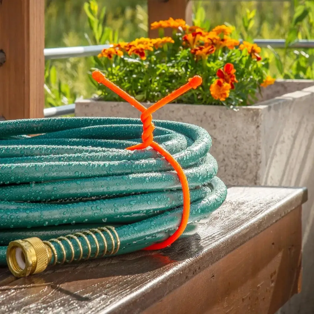 GEAR TIE REUSABLE RUBBER TWIST TIE(TM) (2pcs), Orange - length 6"