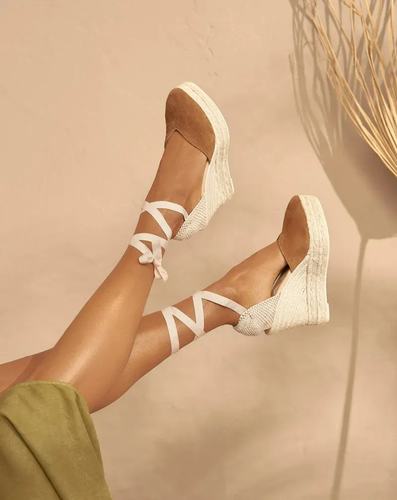 HEART-SHAPED WEDGES