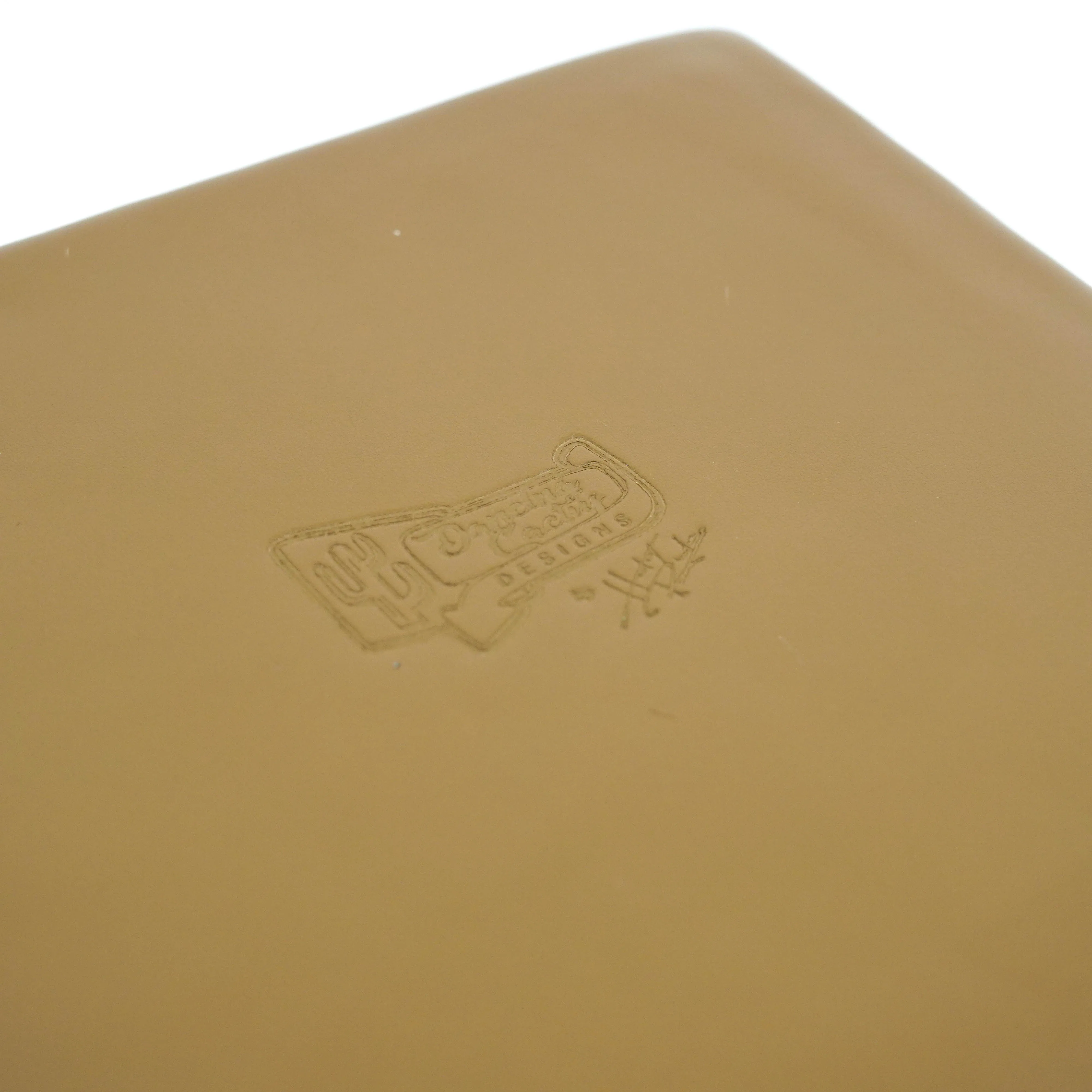 Large Tray - Smooth Dulce de Leche Leather w/ Vanilla Jumbo Croc