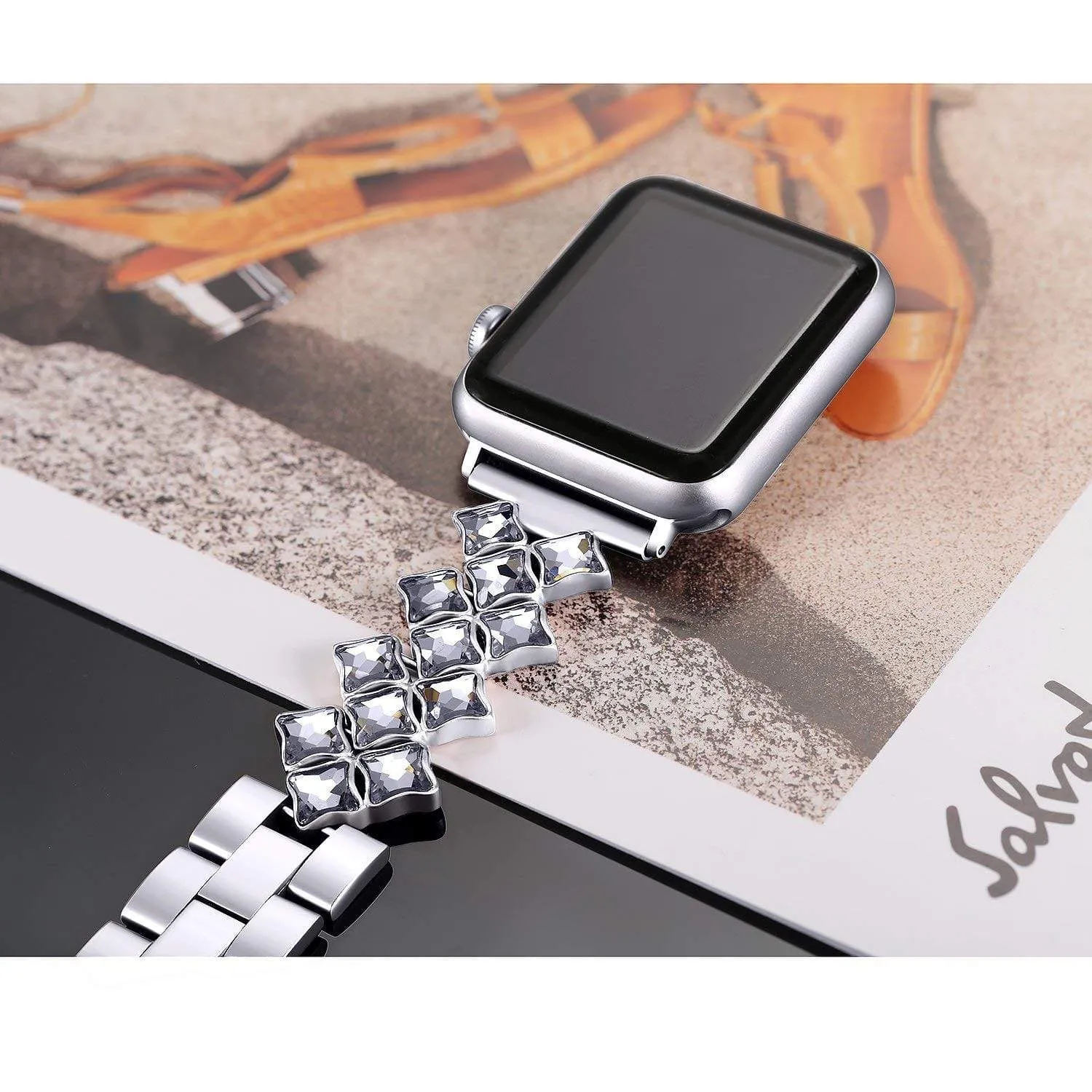 Luxulia -An Exclusive Jewelry Band Compatible With Apple Watch