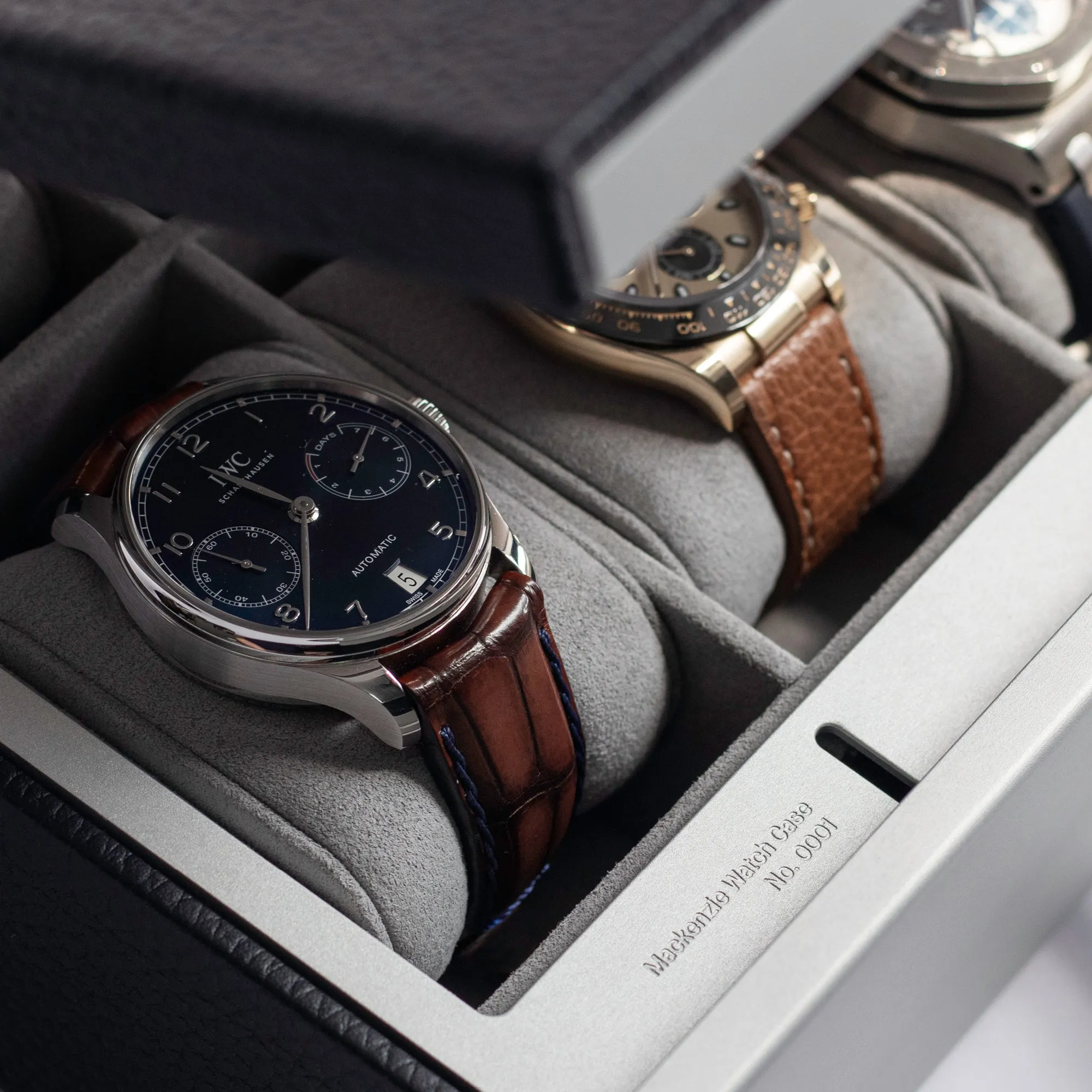 MACKENZIE 12 WATCH BRIEFCASE - SKY BLUE / GREY