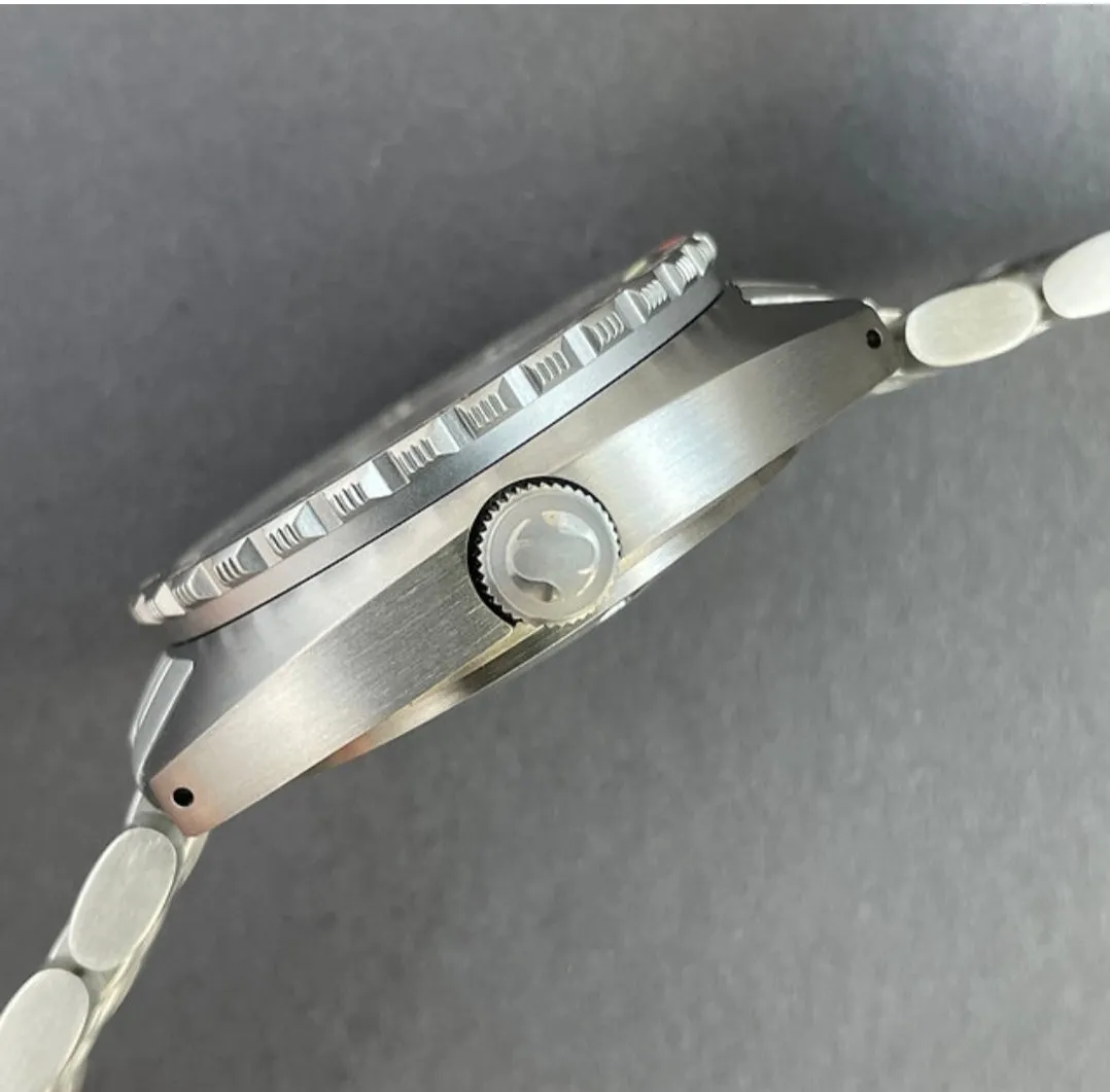 Maranez Samui Titanium Grey White Hand