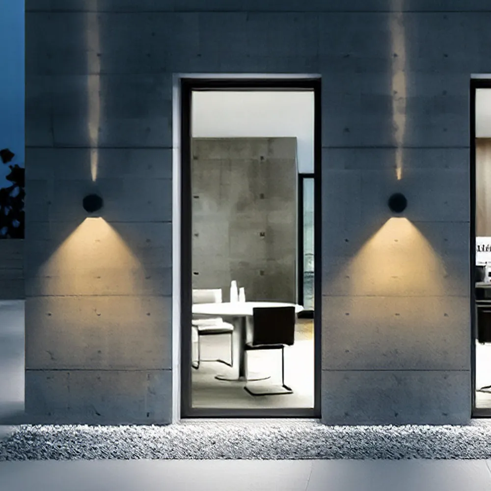 Modern Round Outdoor Wall Light – IP65 Waterproof Metal & Glass Design