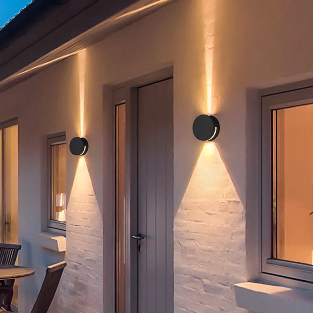 Modern Round Outdoor Wall Light – IP65 Waterproof Metal & Glass Design