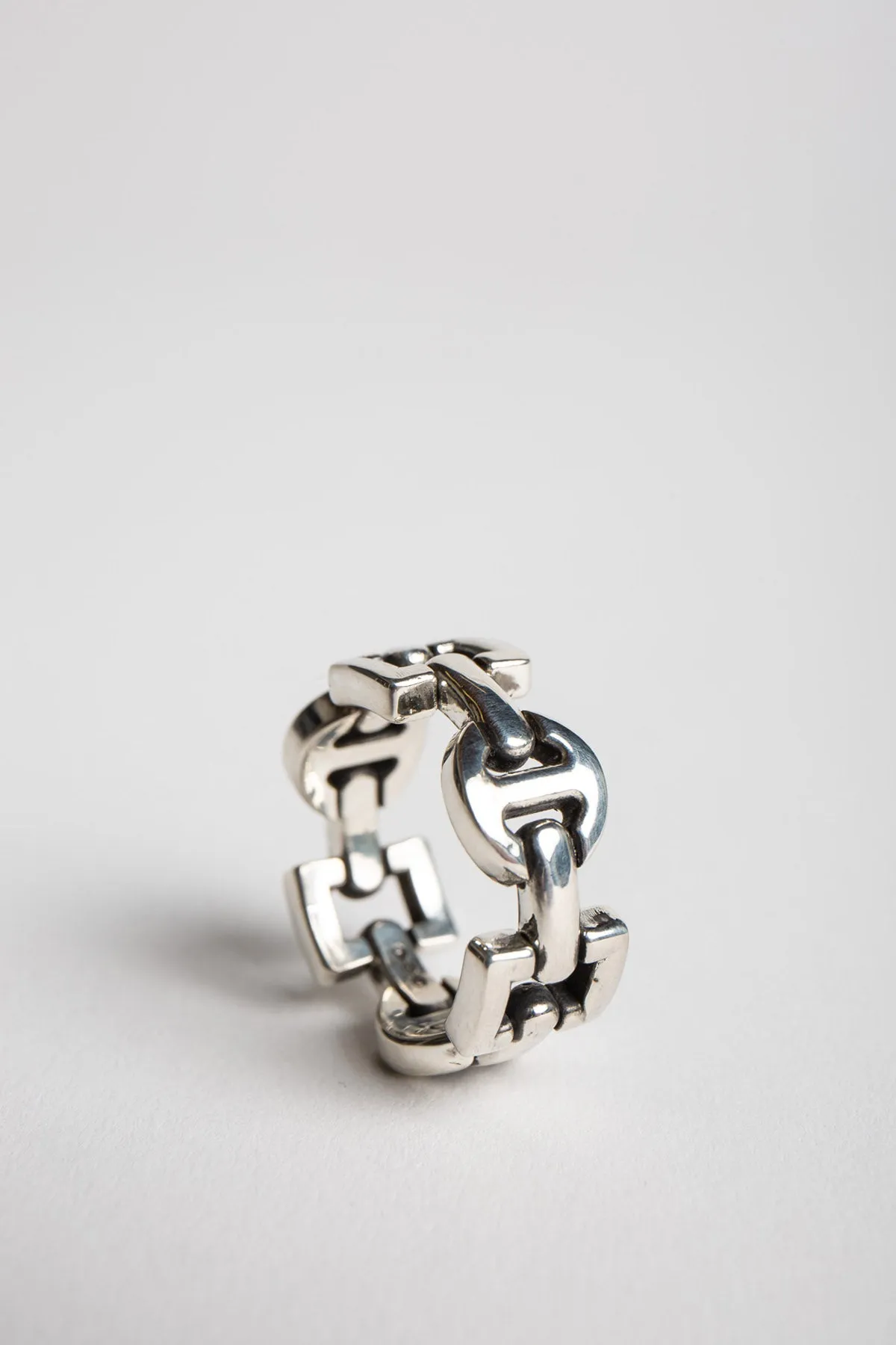 NAHMIAS | STERLING SILVER CLASSIC TRI-LINK RING