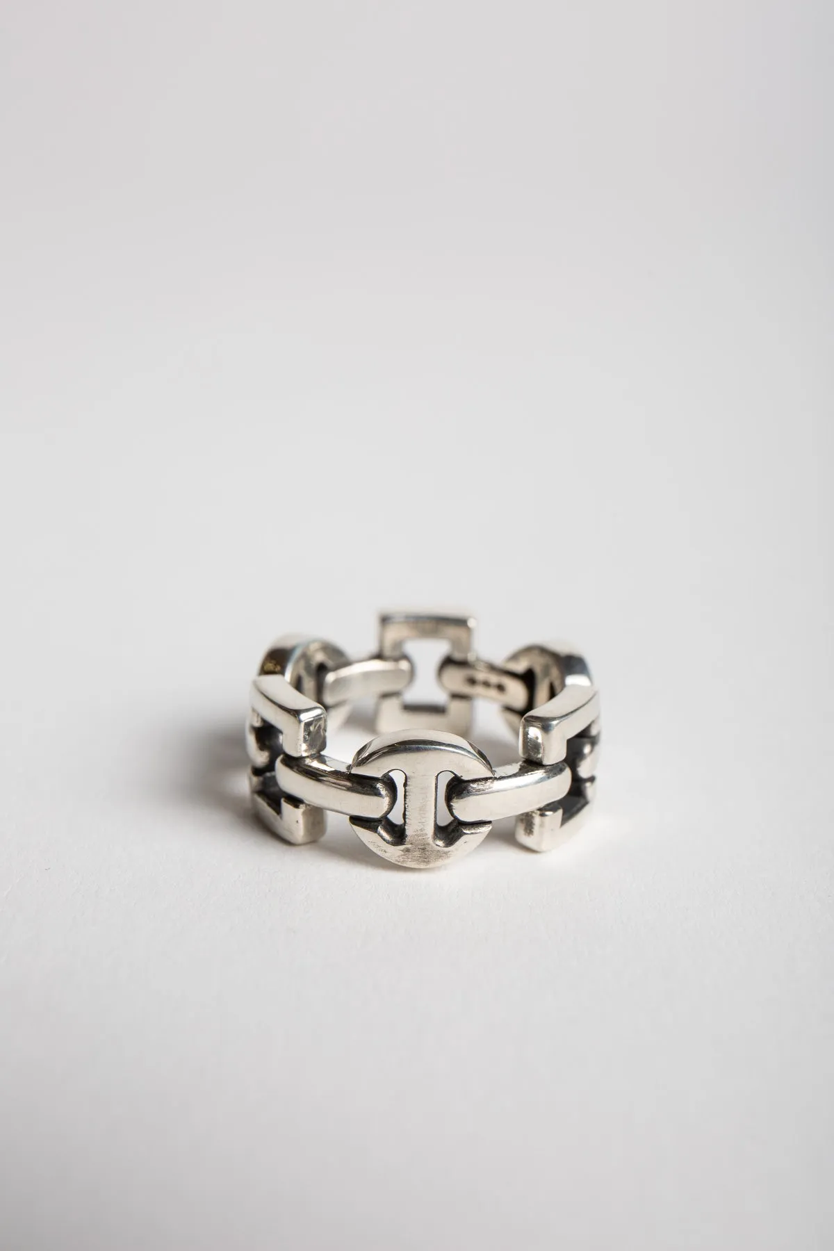 NAHMIAS | STERLING SILVER CLASSIC TRI-LINK RING