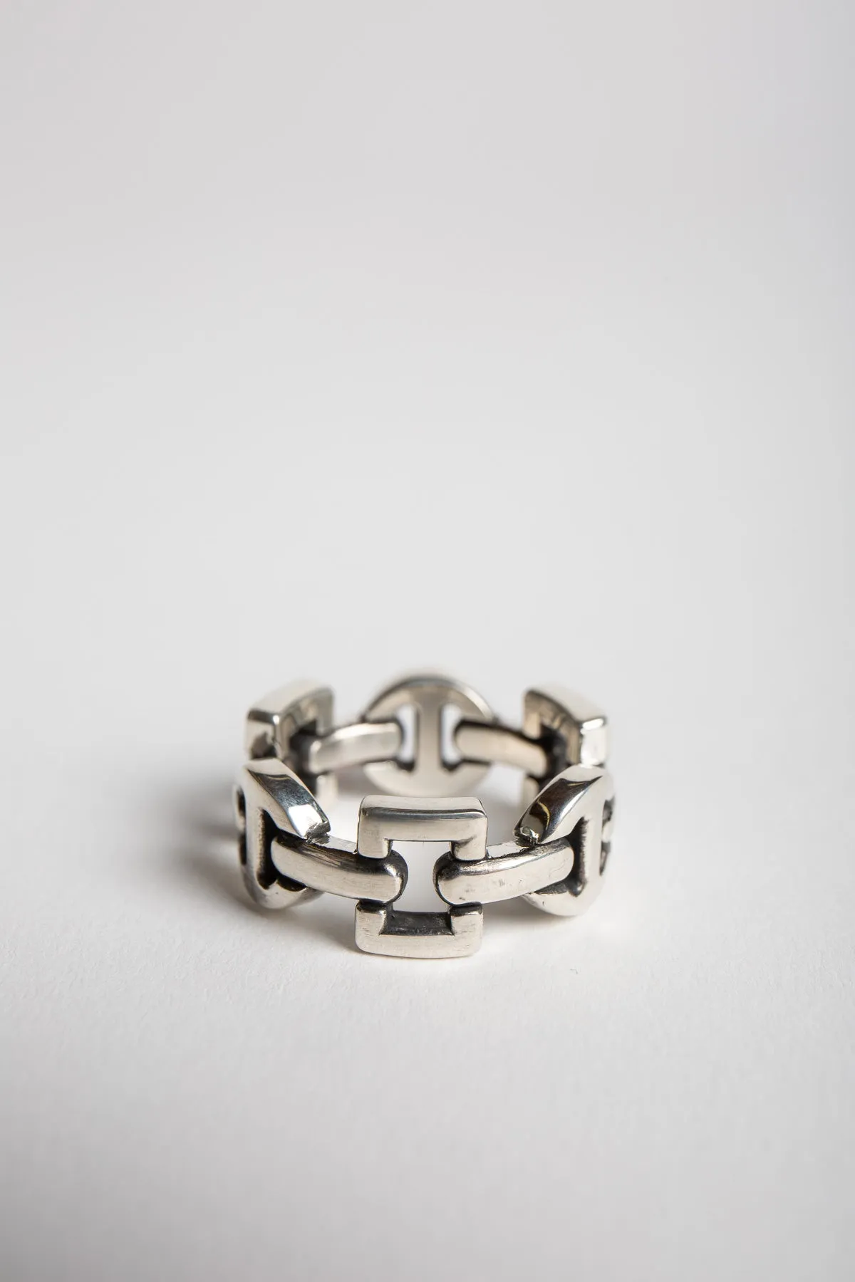 NAHMIAS | STERLING SILVER CLASSIC TRI-LINK RING
