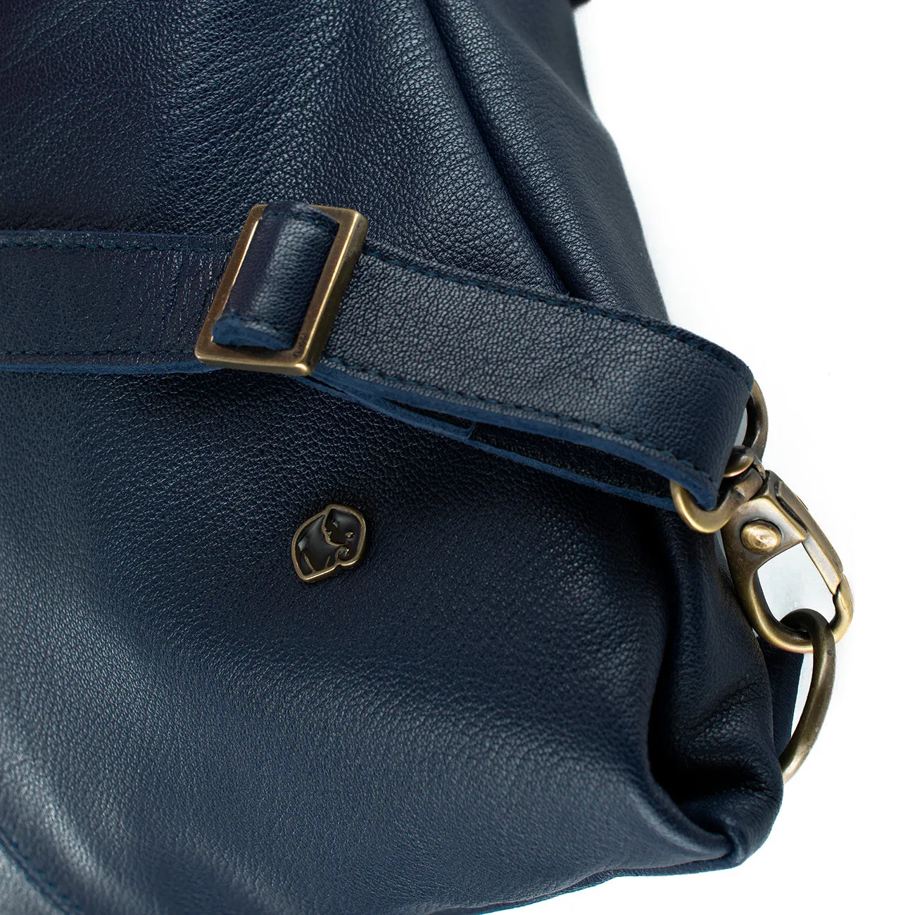 Ncumisa : Leather Backpack in Marine Cayak