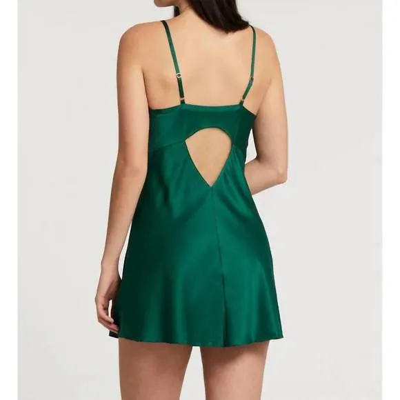 NEW RYA COLLECTION fresh chemise in emerald green