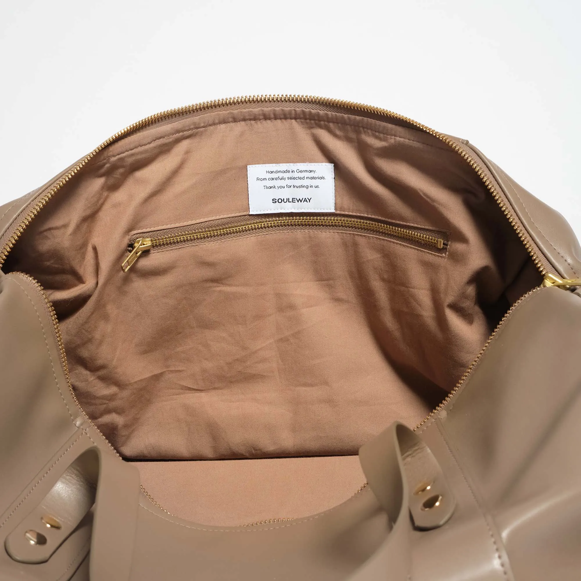 Oleatex Vegan Olive Leather Classic Weekender | Mocha Brown