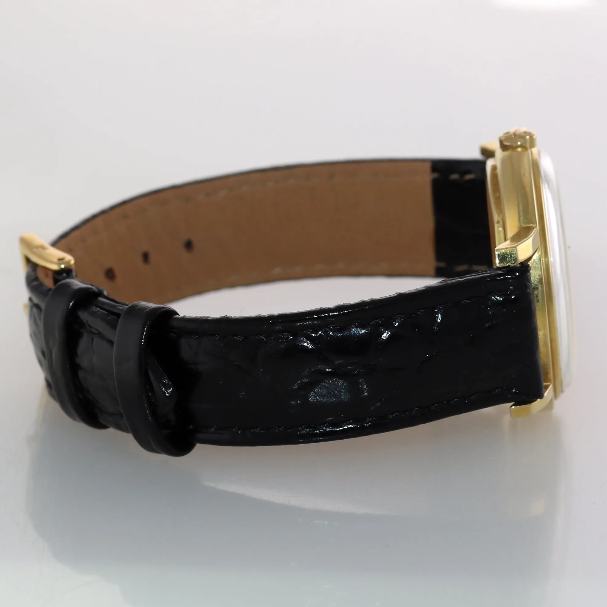 Patek Philippe Calatrava 18k Yellow Gold Silver Date 35mm Automatic 3445 Watch