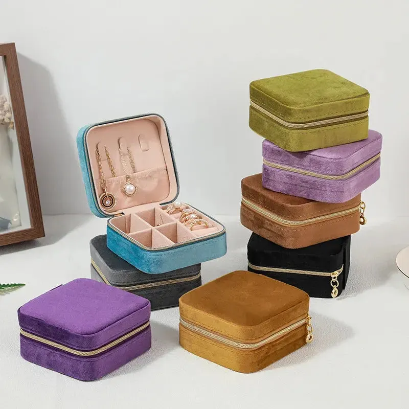 Portable Jewelry Case - Elegant and Functional Jewelry Storage