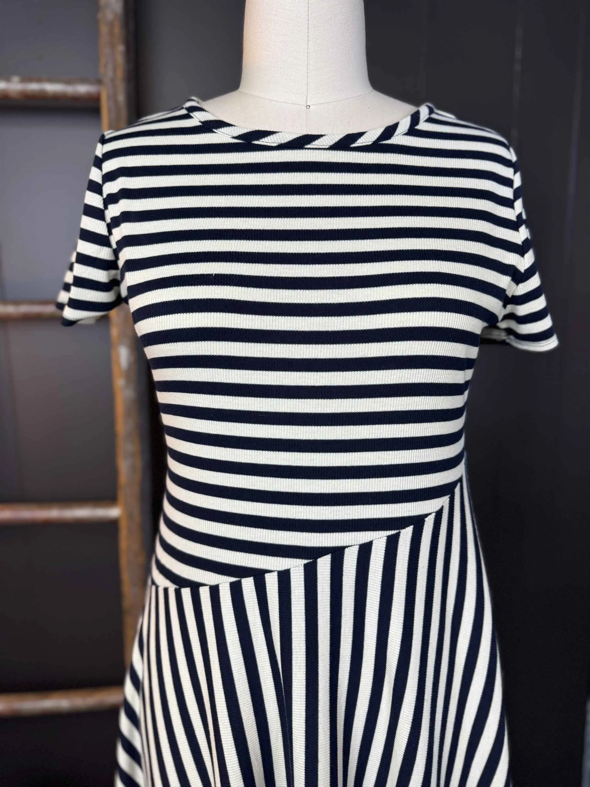 Pre-loved Black and White Striped Rib Knit Dress - Size M