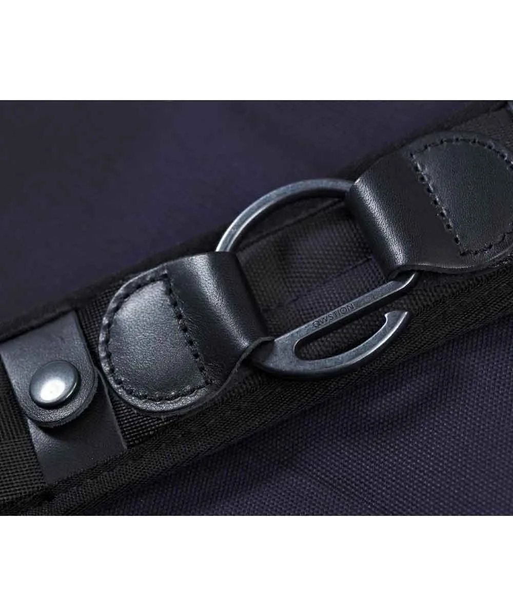 Qwstion Weekender Organic Canvas
