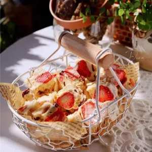 Retro Metal Wire Basket