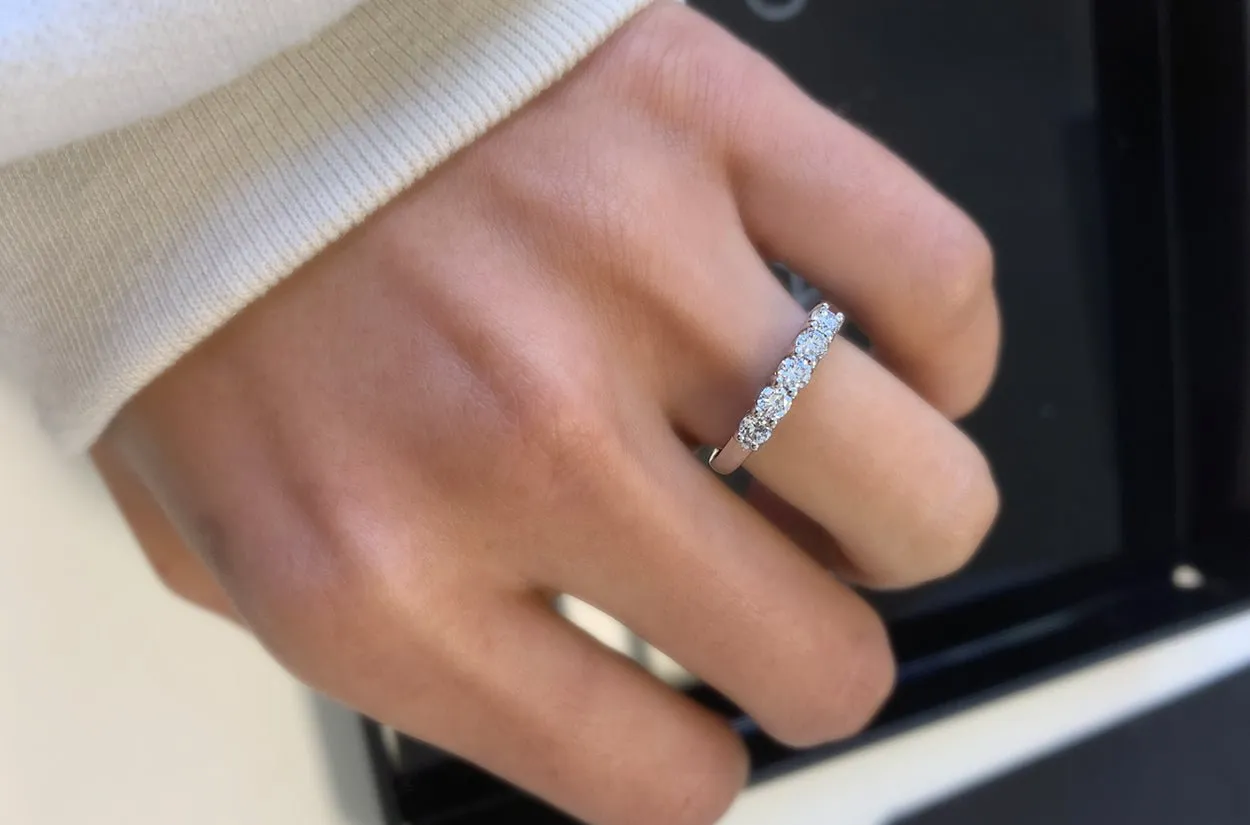 Ring Platinum Half Band 5 Diamonds 0.45 cts