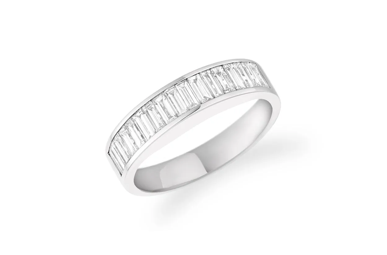 Ring Platinum Half Band Channel Setting Baguette Diamonds 1,64 cts