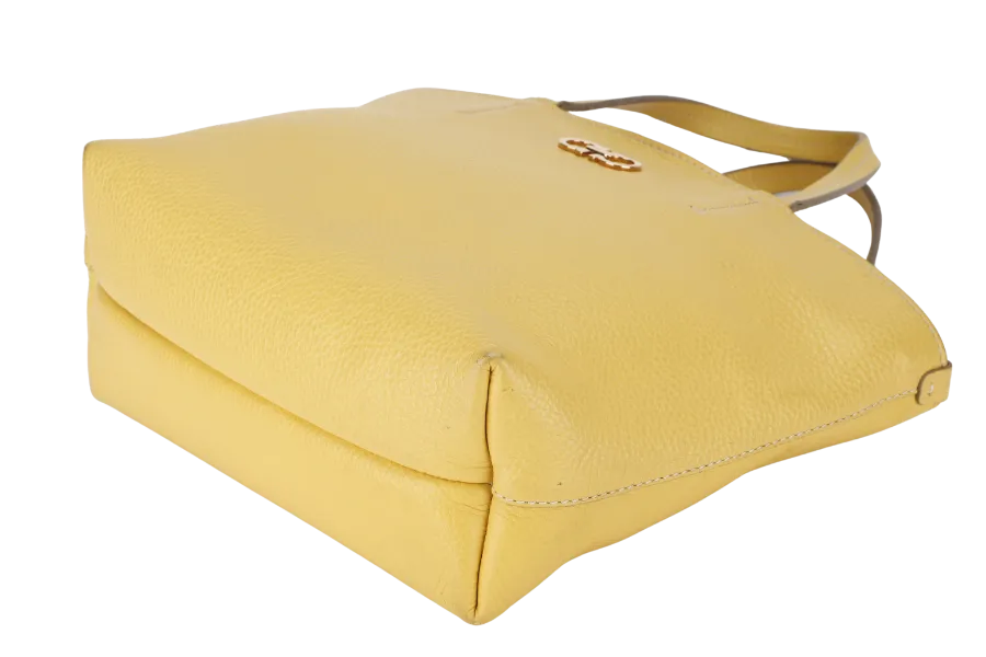 SALVATORE FERRAGAMO GANCINI (GU-21-D764) MEDIUM YELLOW GOLD HARDWARE, NO DUST COVER