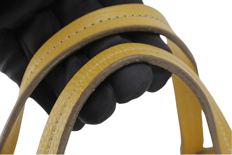 SALVATORE FERRAGAMO GANCINI (GU-21-D764) MEDIUM YELLOW GOLD HARDWARE, NO DUST COVER