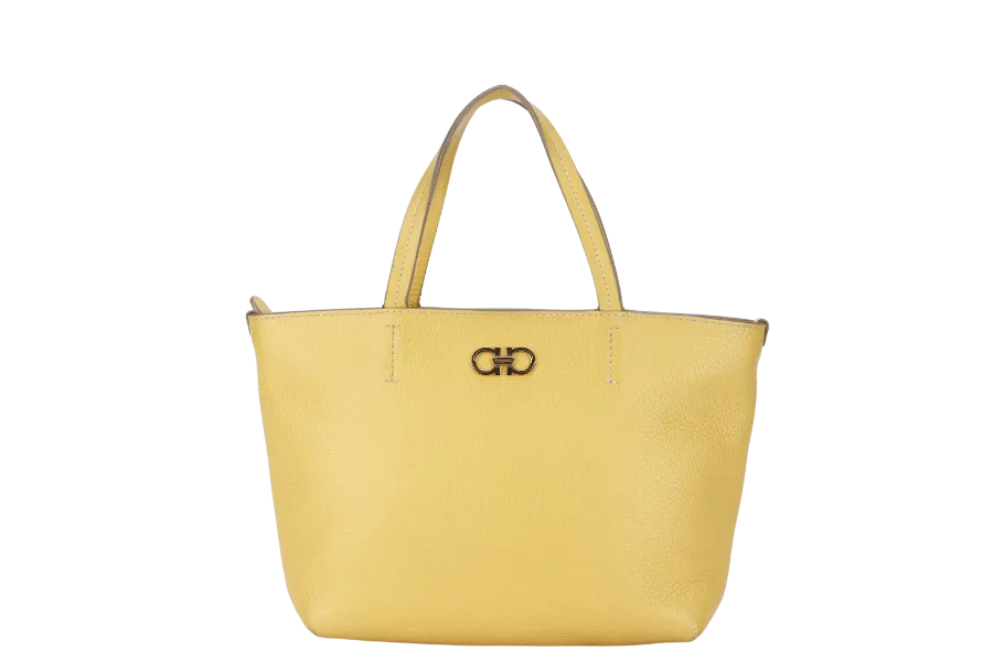 SALVATORE FERRAGAMO GANCINI (GU-21-D764) MEDIUM YELLOW GOLD HARDWARE, NO DUST COVER