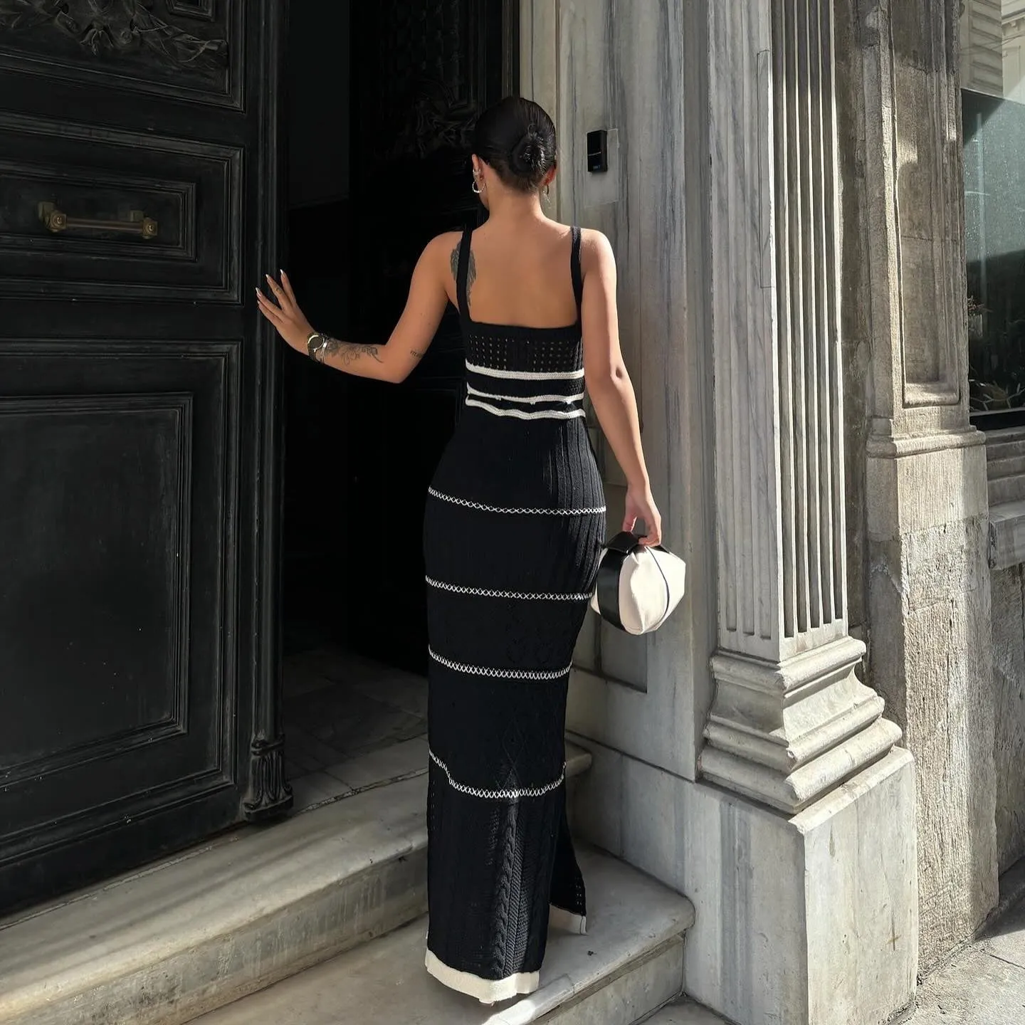 Serena – Elegant Women’s Knitted Dress