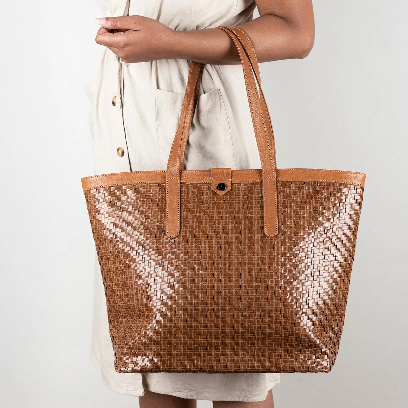 Simkhethi : Ladies Woven Leather Shopper Handbag in Cognac Seneca & Oak Cayak