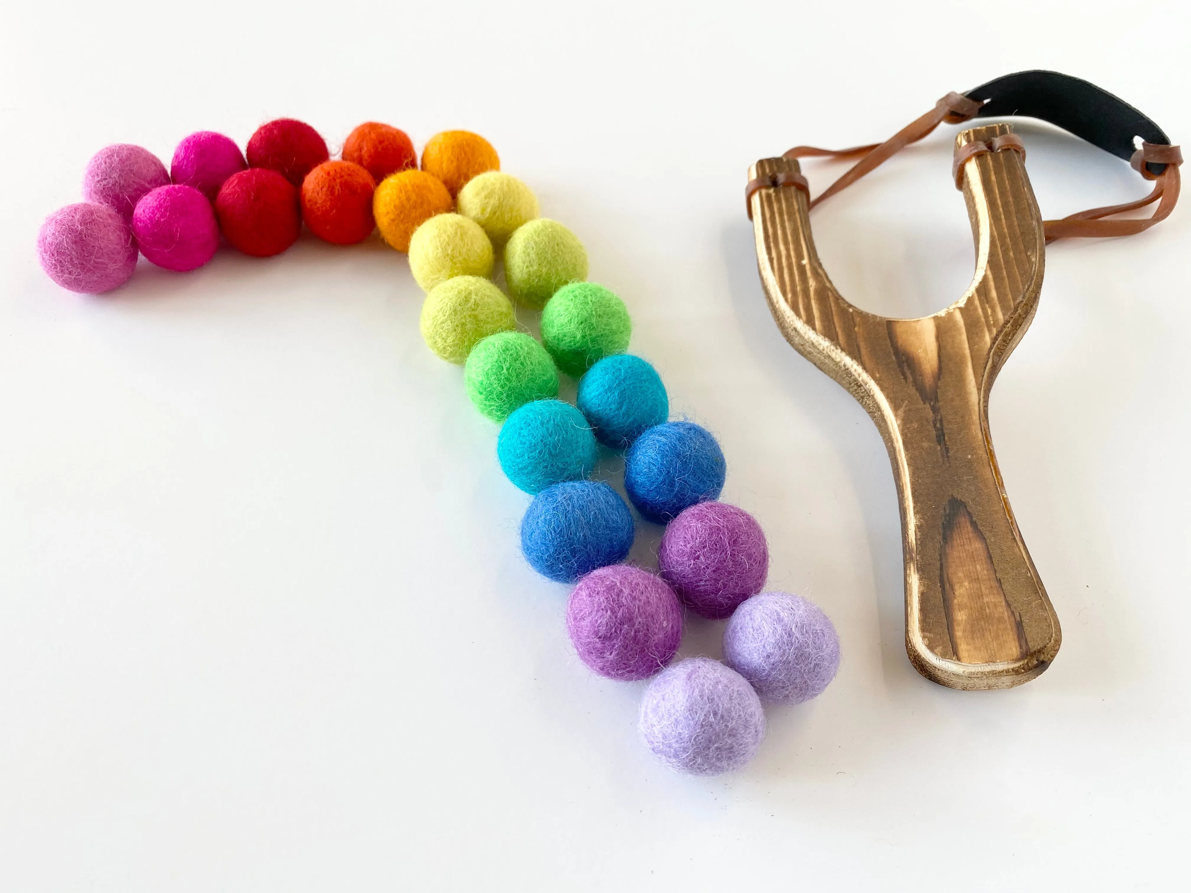 Slingshot & Felt Ball Set