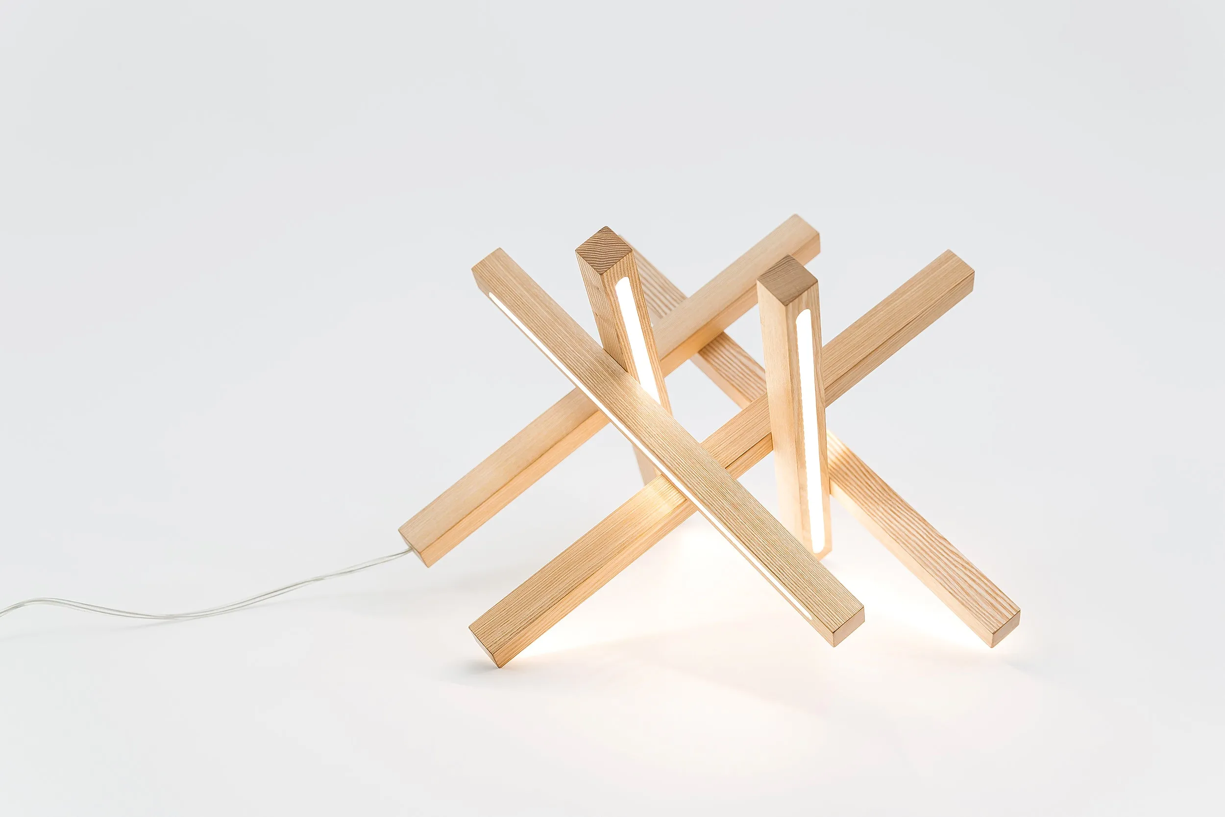 STELLAR TABLE LAMP