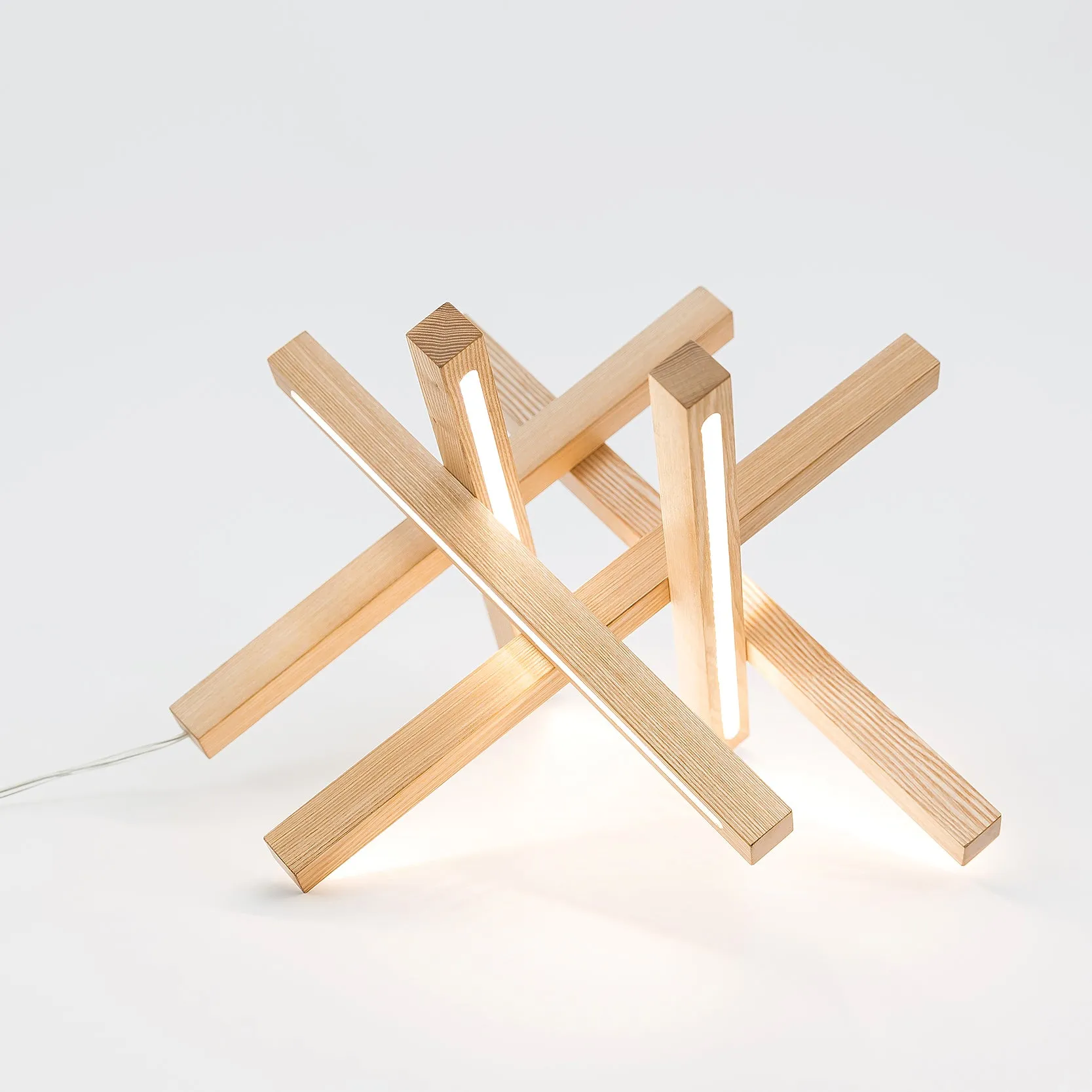 STELLAR TABLE LAMP