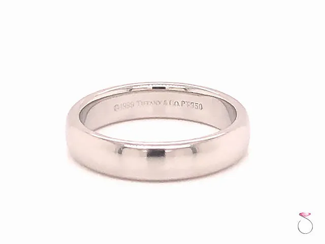 Tiffany & Co. Platinum Classic Wedding Band, 4.45 mm Wide Size 7