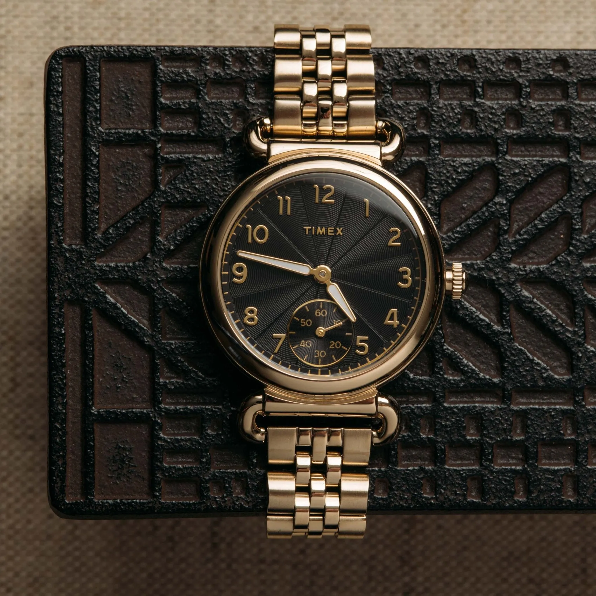 Timex Model 23 33mm Black Gold