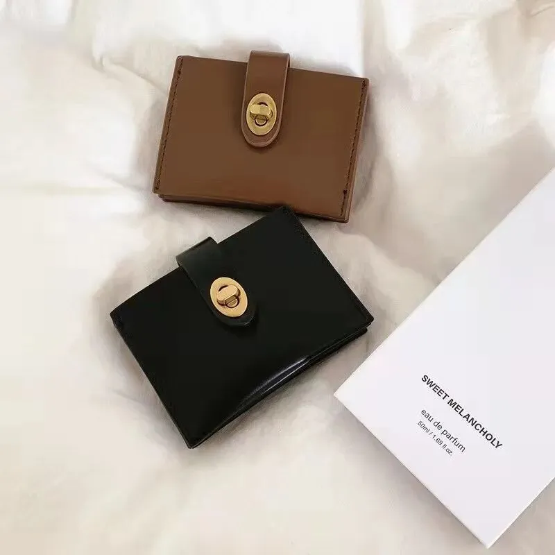 Turn Lock Wallet